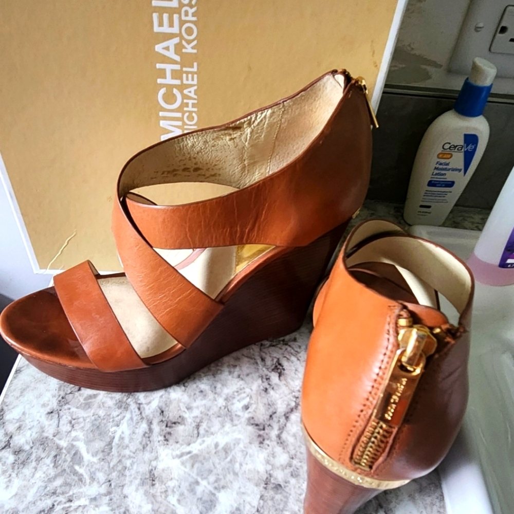 Michael Kors Sandles (wedges)